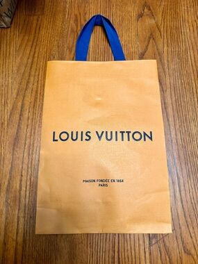 Authentic Louis Vuitton LV Paper Shopping Gift Bag Sarah BB Scarf Wallet Purse